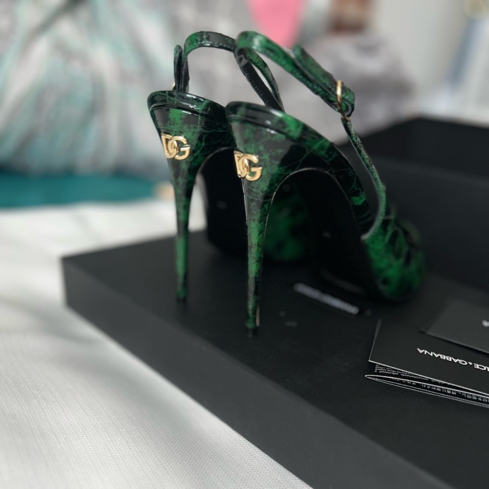 Green dolce & gabbana slingback pumps